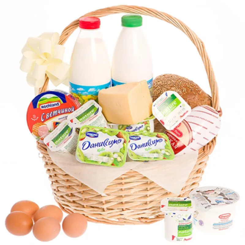 Корзинка свежих продуктов с хлебом и молоком, доставка Москва